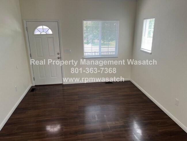 Building Photo - Come See this Beautiful, Recently Remodeled 3 Bedroom, 2.5 Bathroom Draper Town Home With HALF OF...