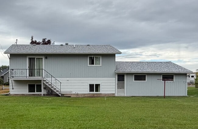 Building Photo - 443 Judith Rd