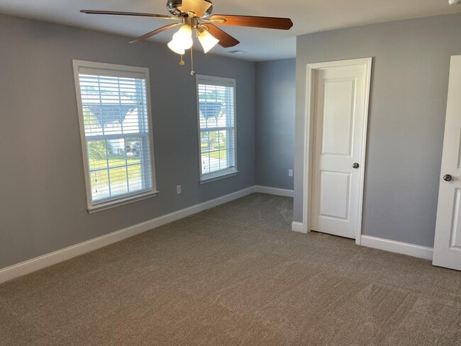 Building Photo - 2537 Greenbank Dr