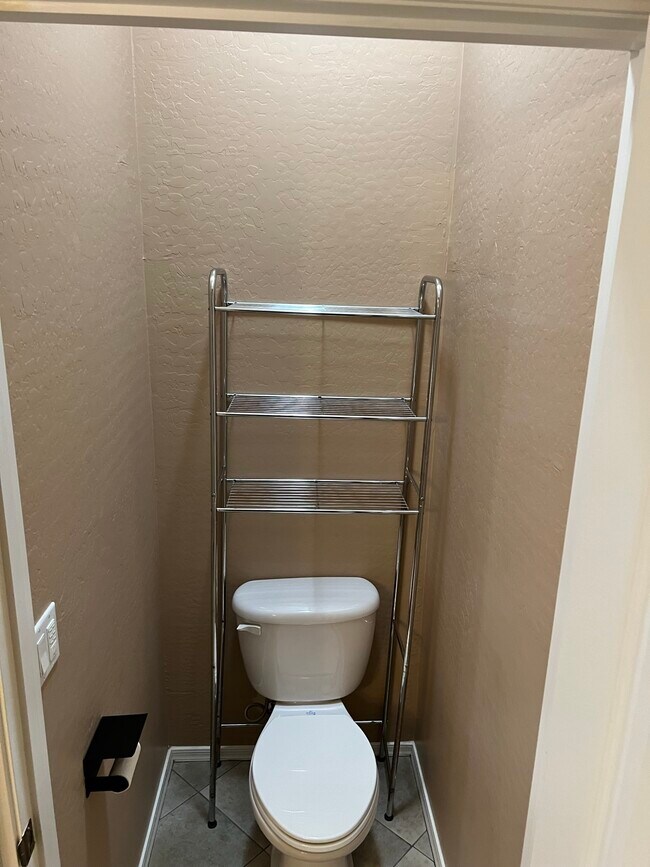 Building Photo - 25 S Quinn Cir