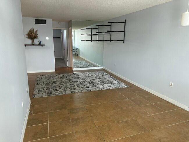 Building Photo - 108 Paradise Harbour Blvd