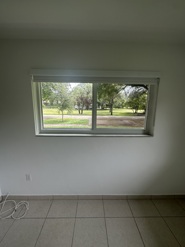 Main Guest Bedroom view of park - 5400 Orduna Dr