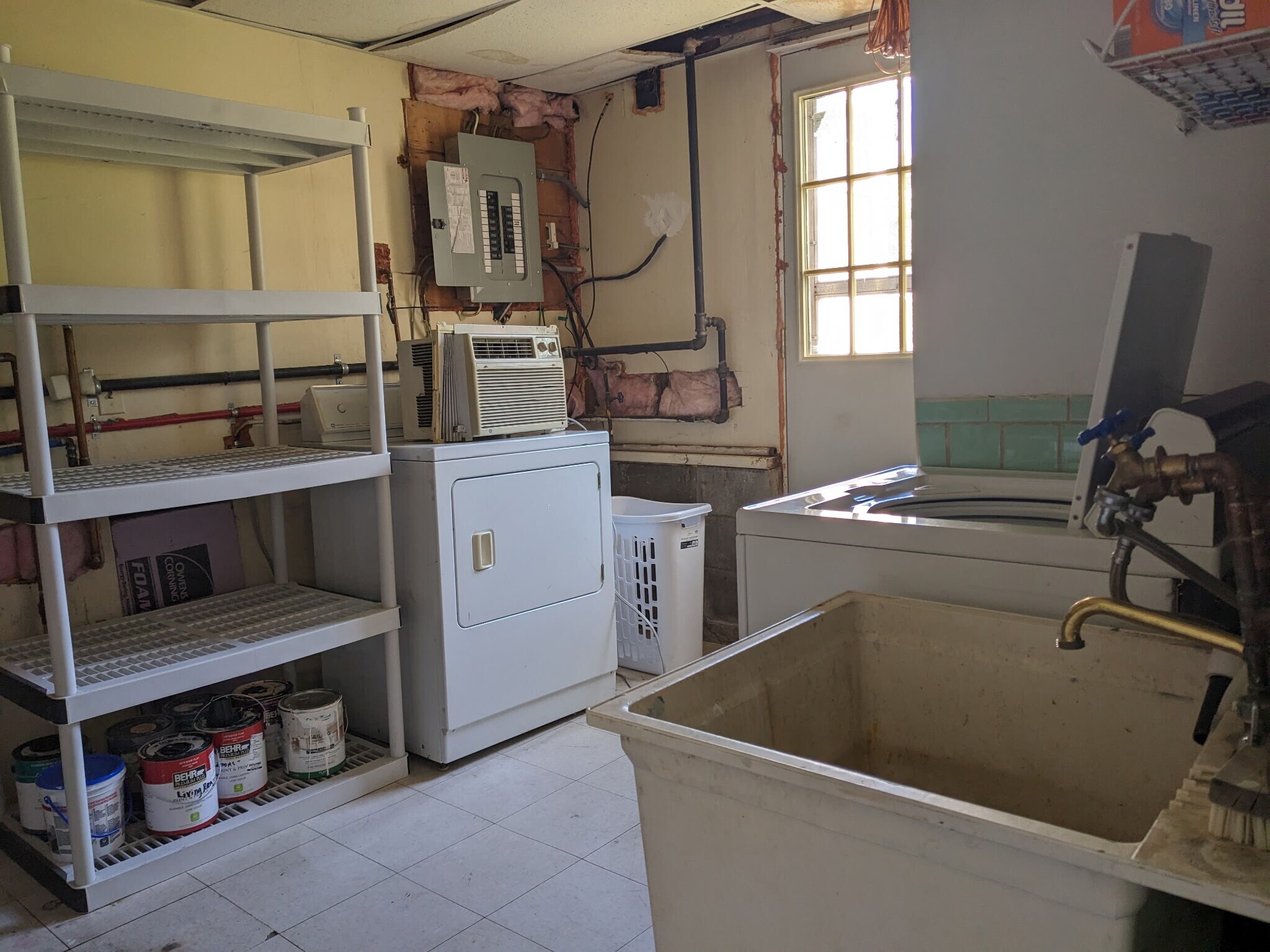 Building Photo - 125 Mobile Dr
