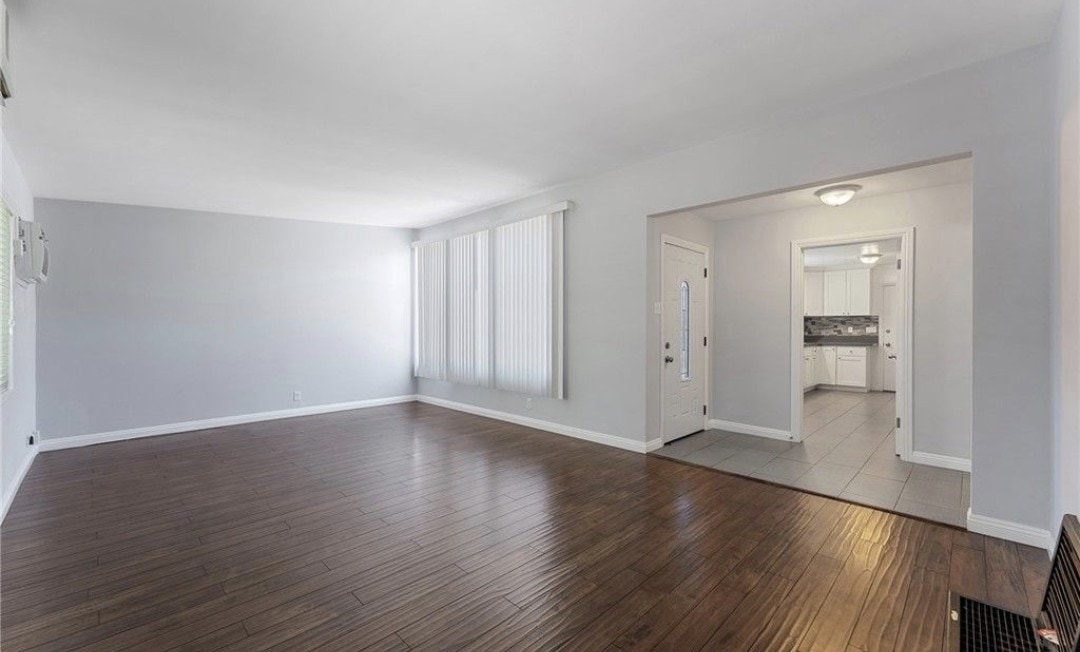 Building Photo - 1218 E Washington Blvd