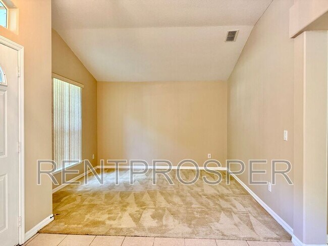 Building Photo - 7112 Hiawassee Overlook Dr