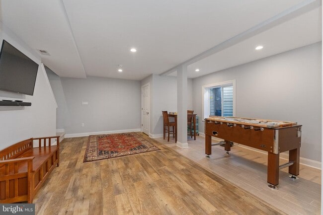 Building Photo - 921 Putting Green Cir