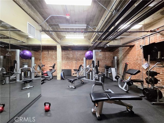 Building Photo - 835 Locust Ave