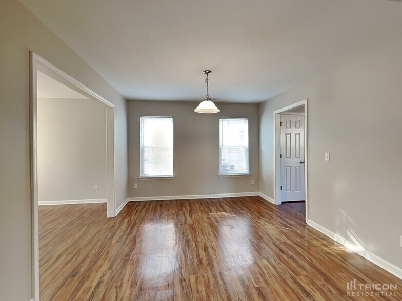 Building Photo - 4335 Springhaven Dr
