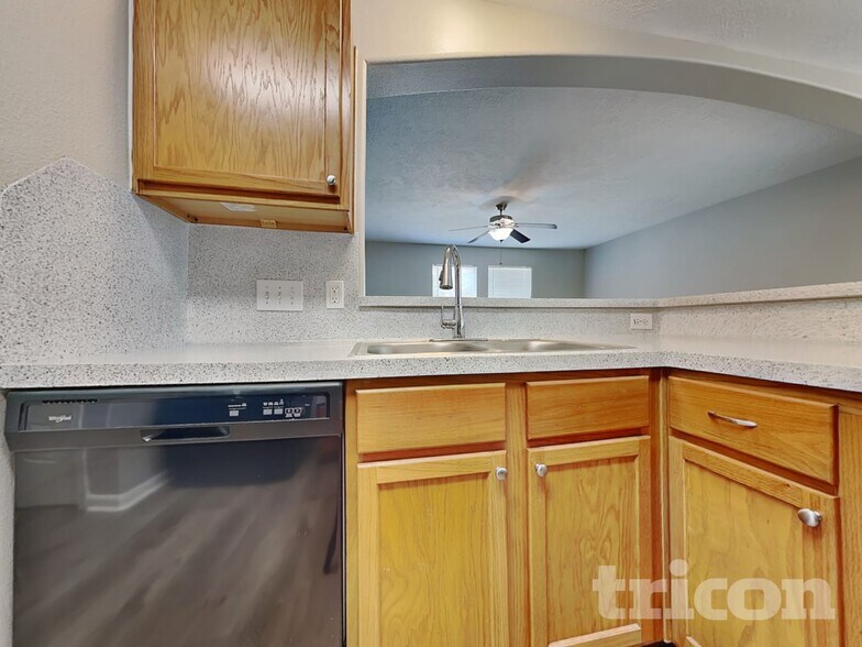 Building Photo - 5473 N Buffalo Cir
