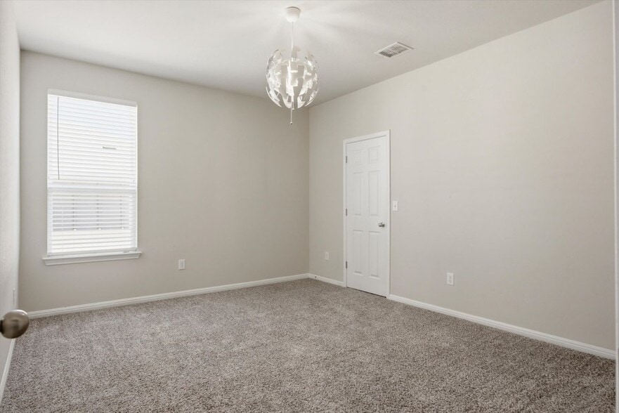 Building Photo - 6400 Mary Lewis Dr