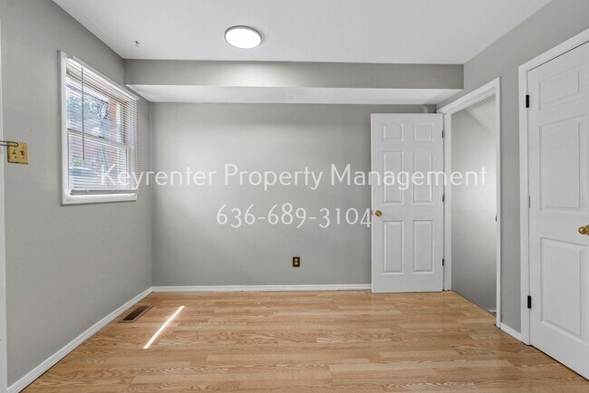 Building Photo - 3313 Droste Rd