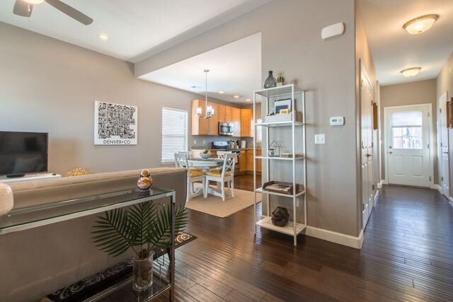 Building Photo - 3134 W 18th Ave