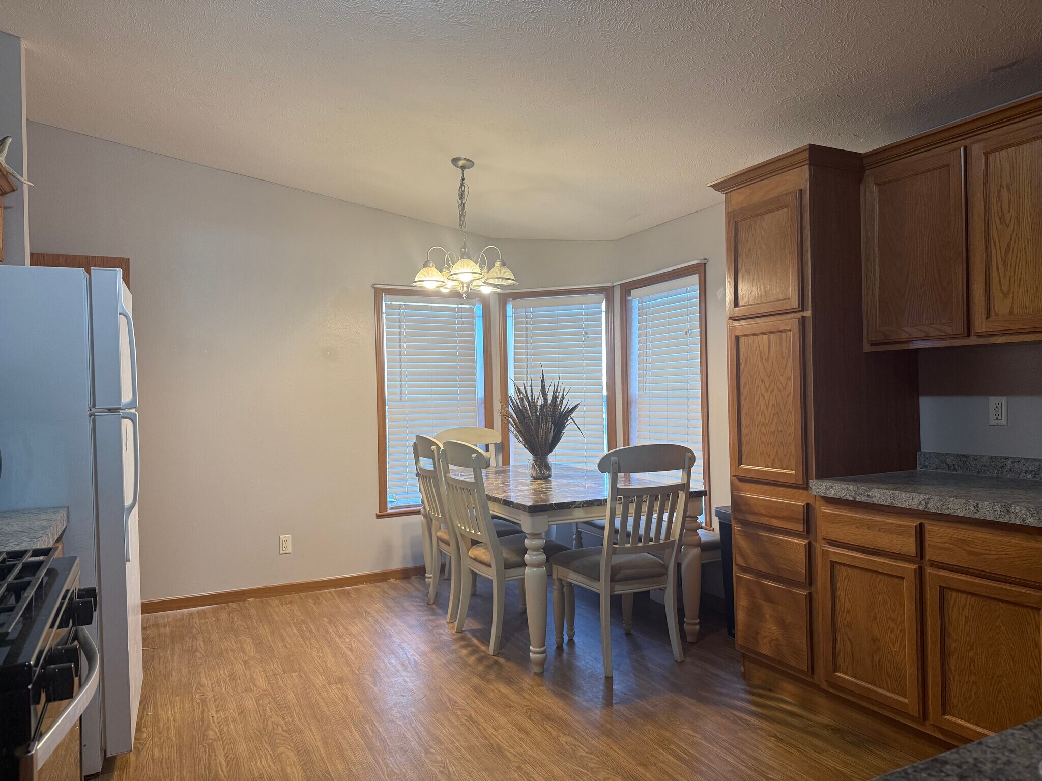 Building Photo - 2066 S 150 W