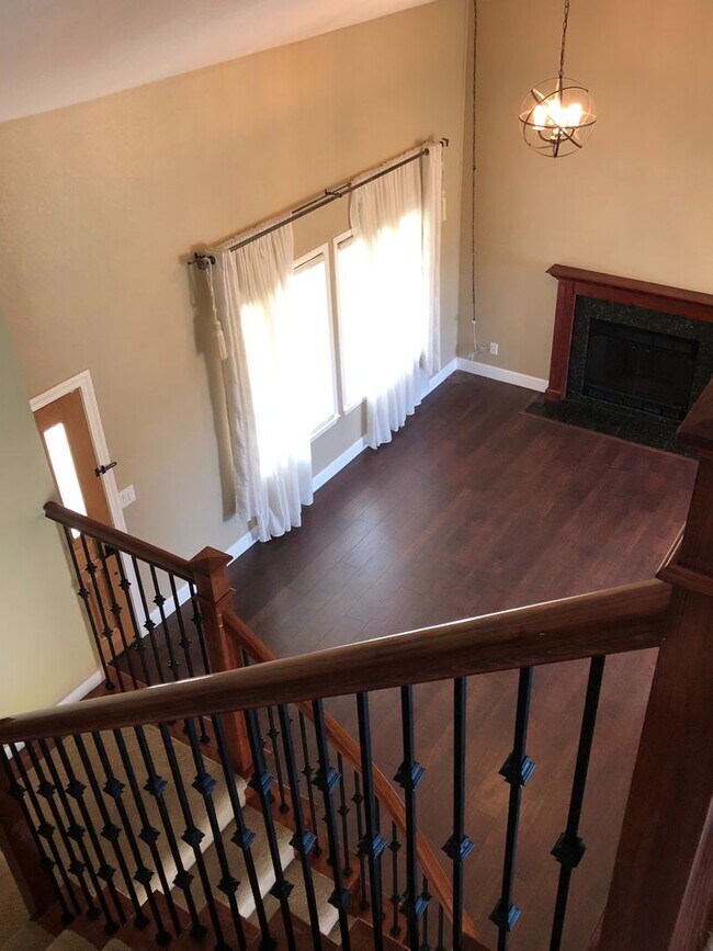 Building Photo - COMING SOON!! Foxboro neighborhood & Travis Unified School District! This beauty is a 3bed / 3 ba...