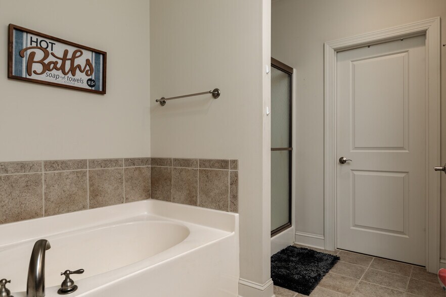 Building Photo - 22 Elk Ridge Ln