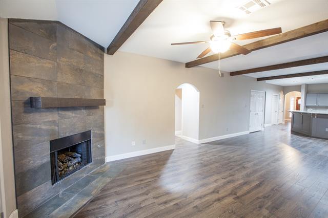 Building Photo - 1510 Syracuse Dr