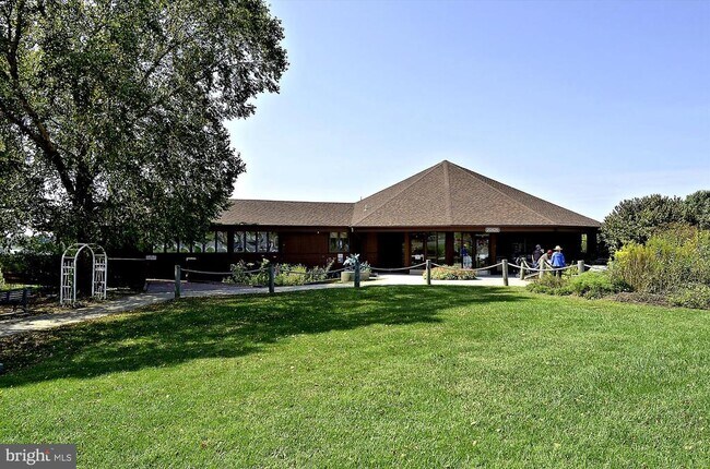 Building Photo - 13950 Estuary Dr