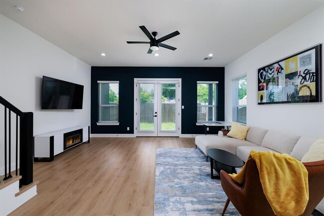 Building Photo - 3546 Seabrook St