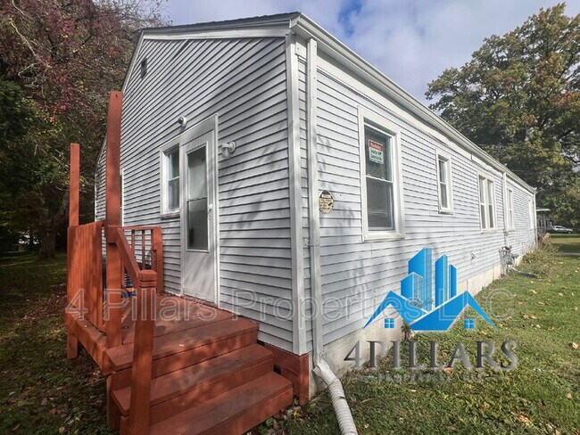 Building Photo - 1406 Federal Ave