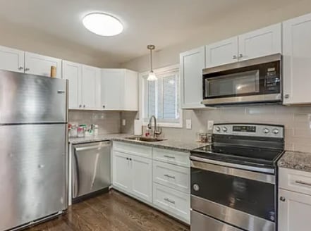 Building Photo - 2023 Jones Rd NW