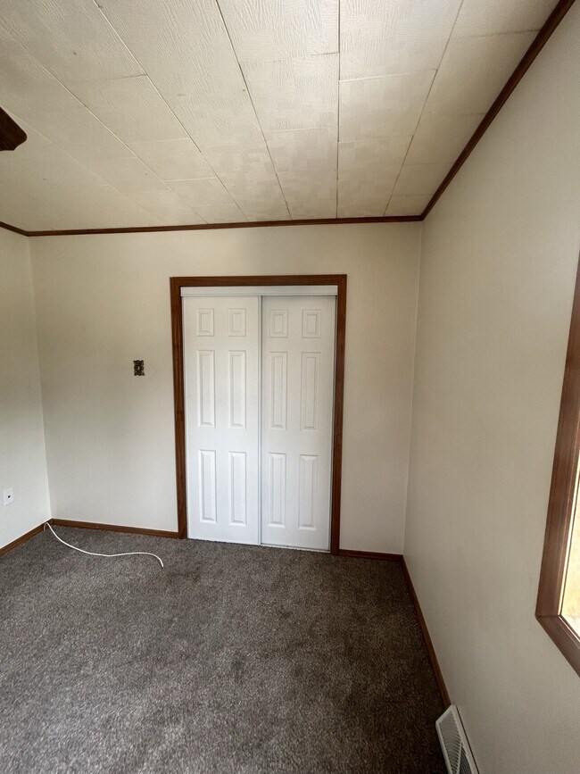 Building Photo - 1290 porter