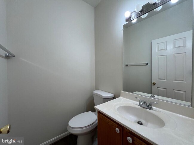 Building Photo - 6166 Kendra Way
