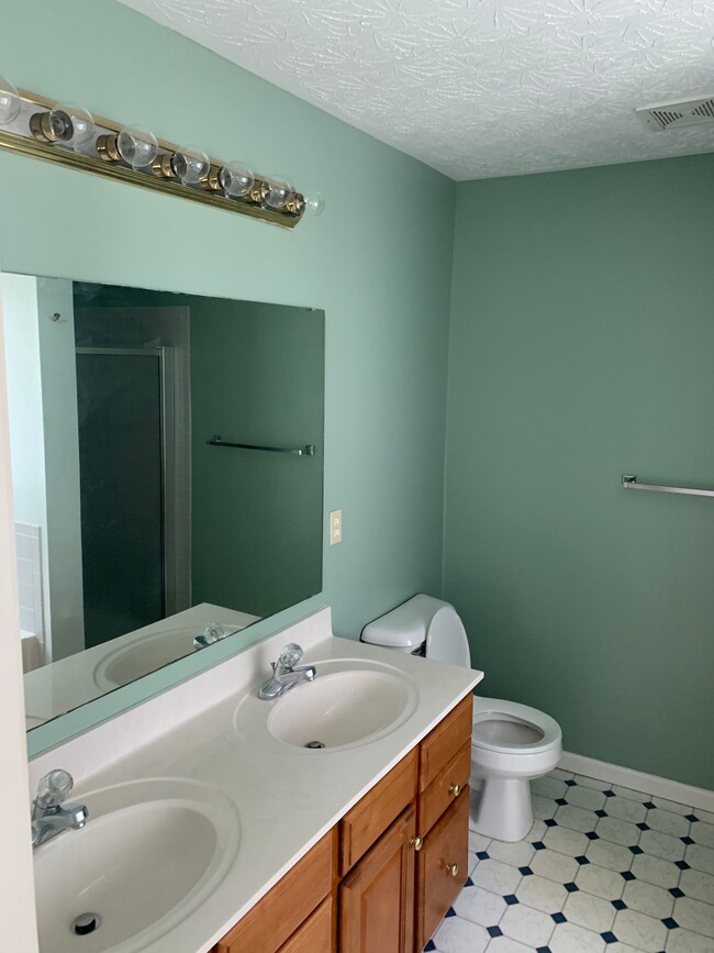 Building Photo - 5658 Baywatch Way