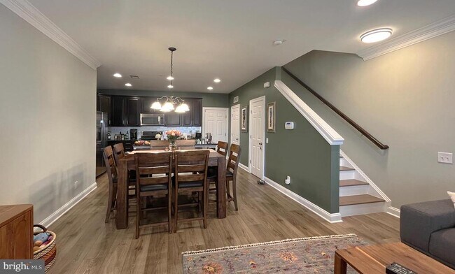 Building Photo - 42770 Lauder Terrace