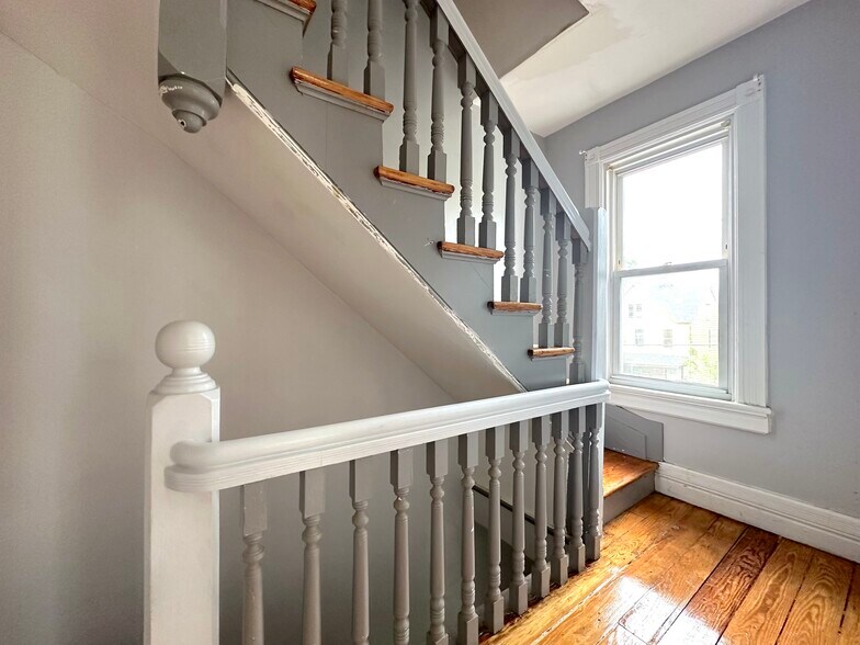 Building Photo - 41 Liberty Street Wh