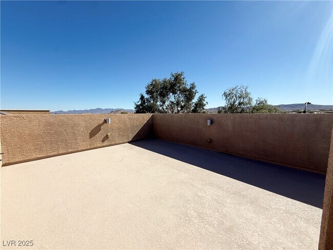 Building Photo - 7769 Britton Rose Dr