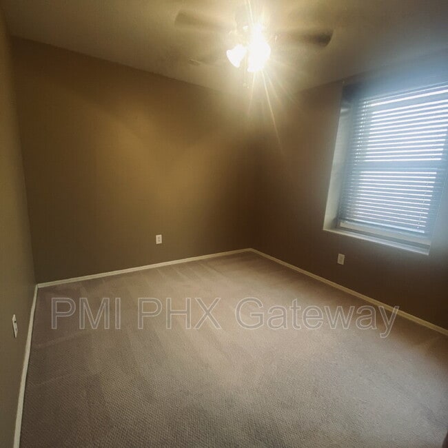 Building Photo - 1313 S Sabino Dr