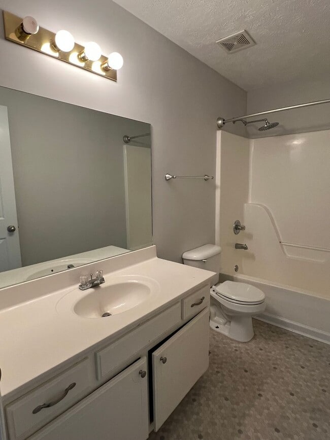 Building Photo - 1607 Galston Ct