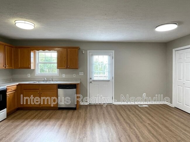 Building Photo - 2813 Masons Ct