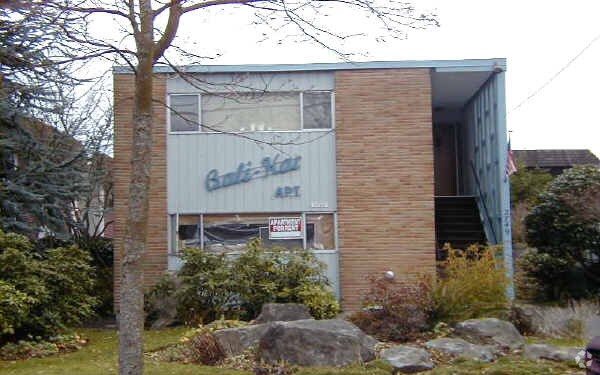 Primary Photo - Bali Hai Apartments