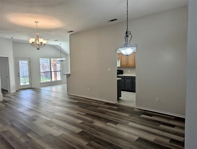 Building Photo - 8541 Western Meadows Dr