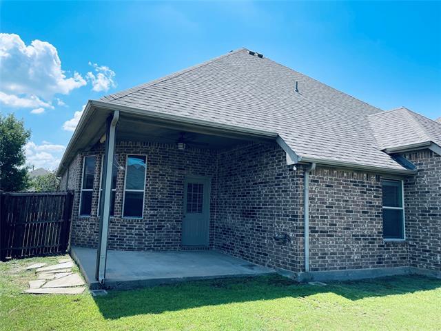 Building Photo - 2621 Cedar Falls Dr