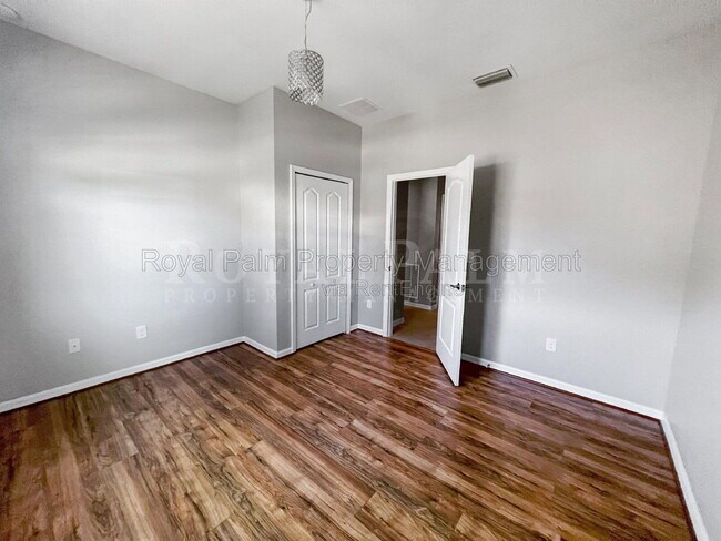 Building Photo - 9332 Via San Giovani St
