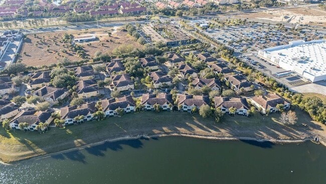 Building Photo - 2795 Oakwater Dr