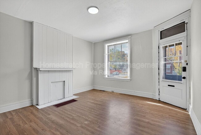 Building Photo - 551 Bates St