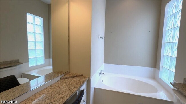 Building Photo - 4402 Novato Ct
