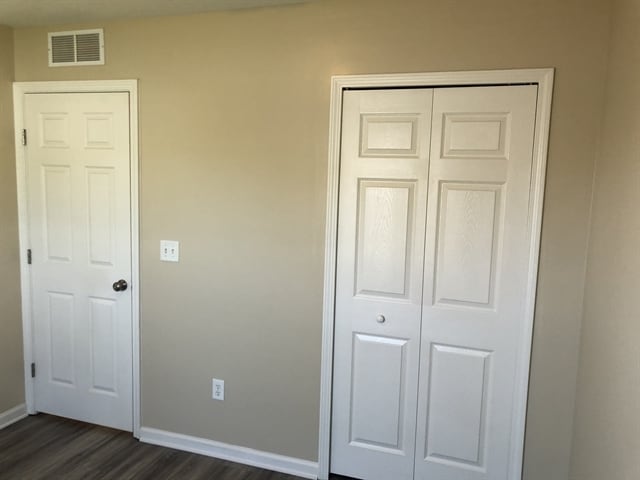 Building Photo - 3201 Ginny Lake Dr