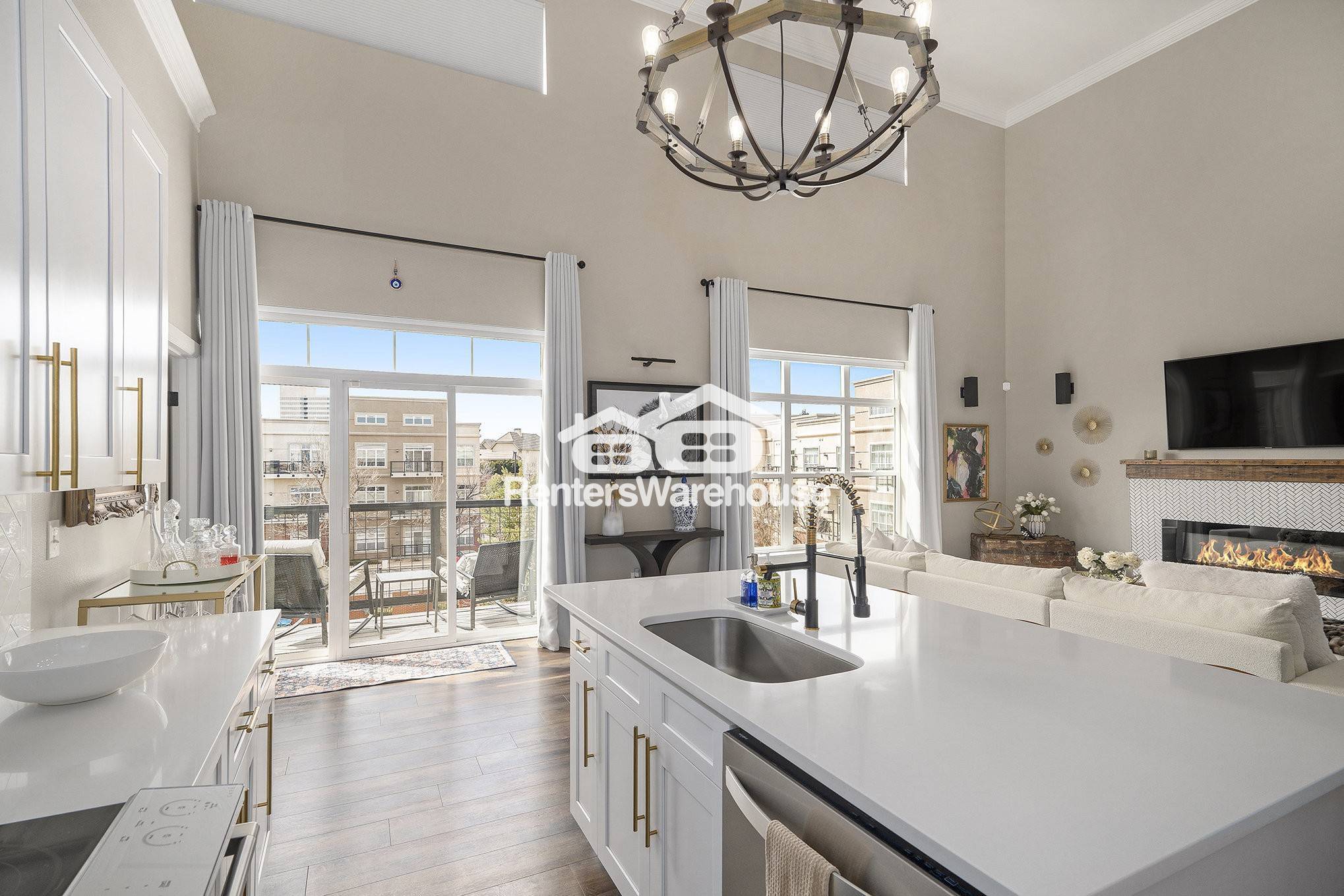 Building Photo - 5677 S Park Pl
