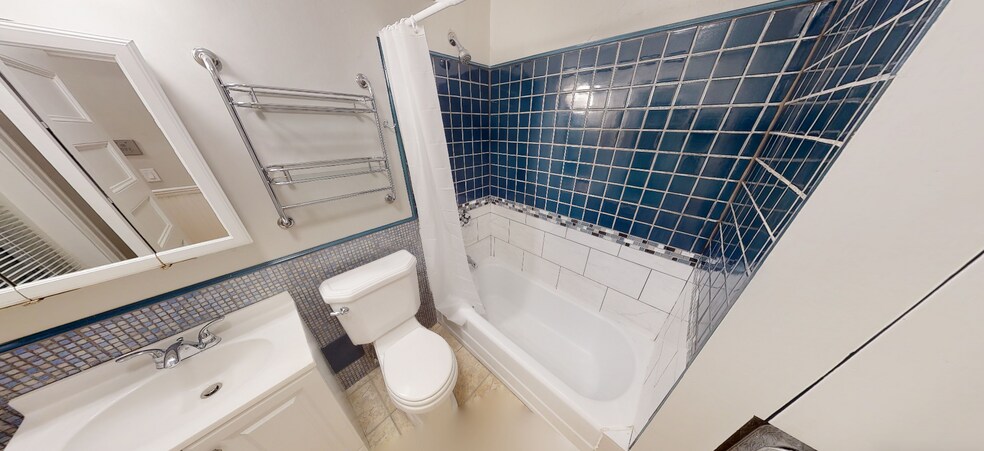 Building Photo - 26 Playstead Rd