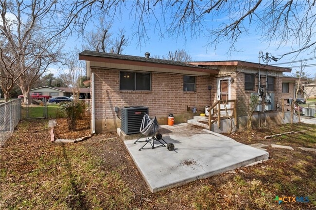 Building Photo - 130 Algarita Rd
