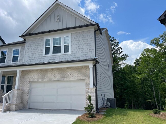Building Photo - 632 Gilles Ln