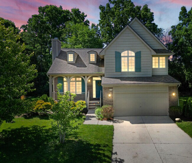 Primary Photo - 5841 Lafayette Ln