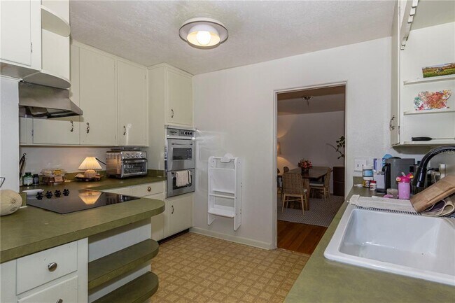 Building Photo - 1434 Roosevelt St