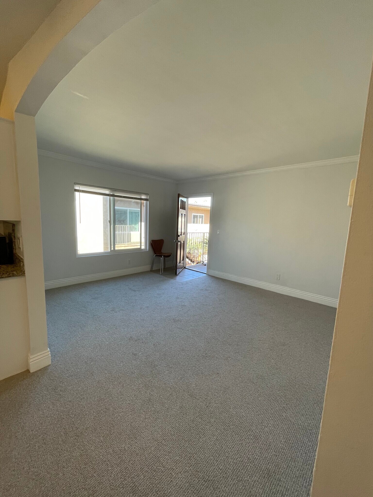 Living room - 1472 Iris Ave