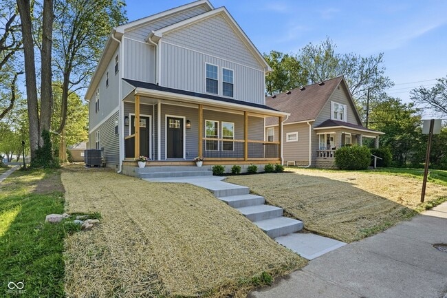 Building Photo - 4623 Rookwood Ave