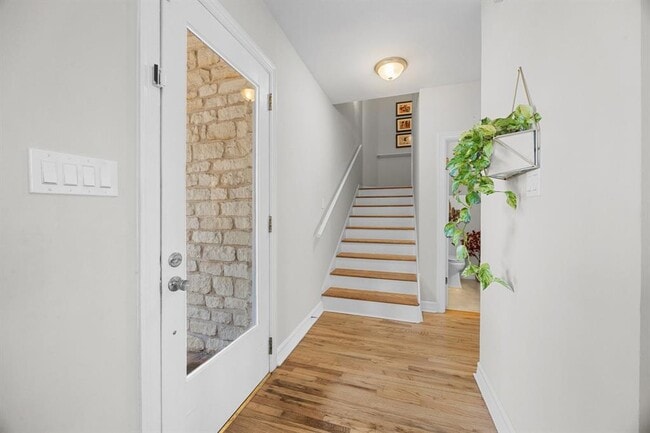 Building Photo - 5600 Blueridge Ct